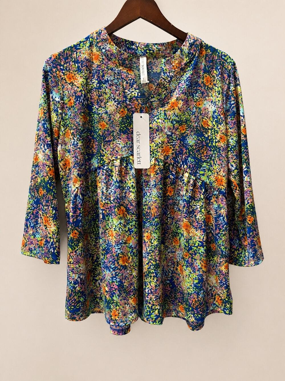 NWT Dear Scarlett Lizzy Top L Royal Multi Floral Empire Waist Tunic Blouse
